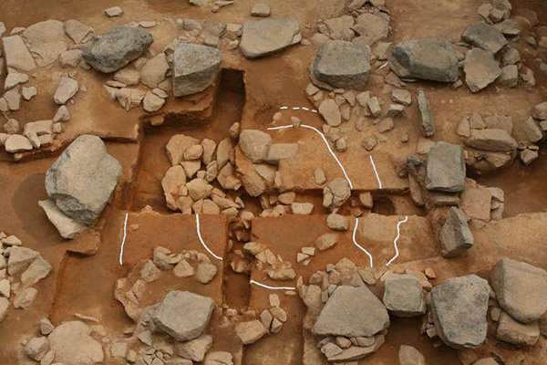 석불대좌 하대석 기초부 이미지 입니다.